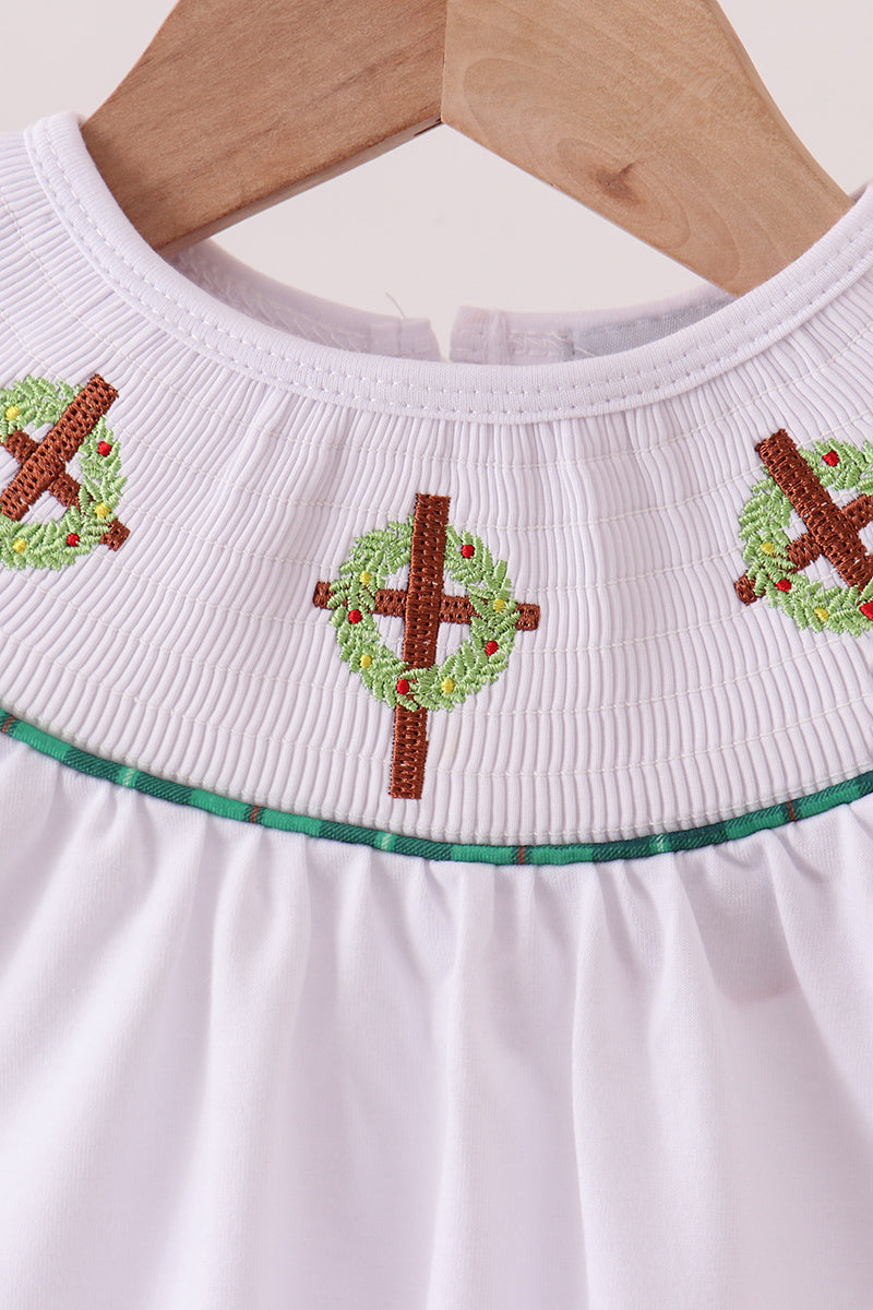 White wreath smocked ruffle pants set