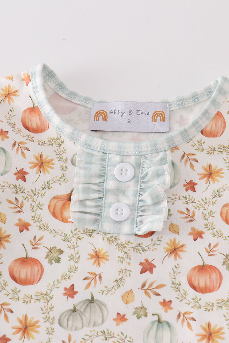 Green pumpkin print girl ruffle shorts set