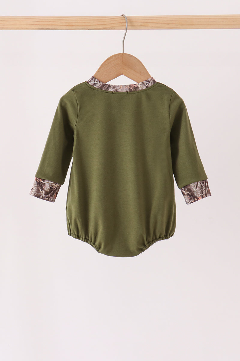 Forest camouflage turkey applique bubble